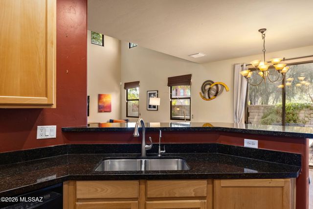 263 E Croydon Park Road, Tucson, AZ 85704