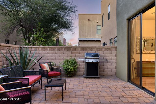 263 E Croydon Park Road, Tucson, AZ 85704