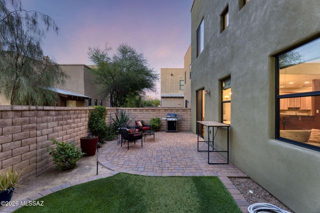 263 E Croydon Park Road, Tucson, AZ 85704