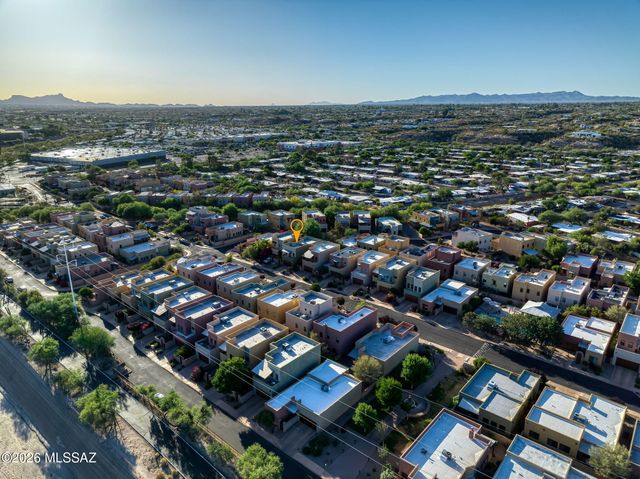 263 E Croydon Park Road, Tucson, AZ 85704