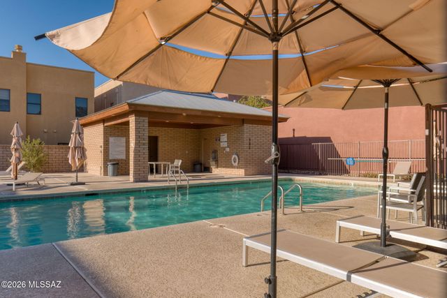 263 E Croydon Park Road, Tucson, AZ 85704