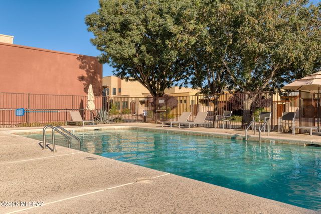 263 E Croydon Park Road, Tucson, AZ 85704