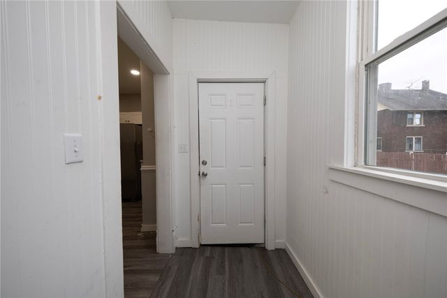 1011 5th St, Beaver, PA 15066