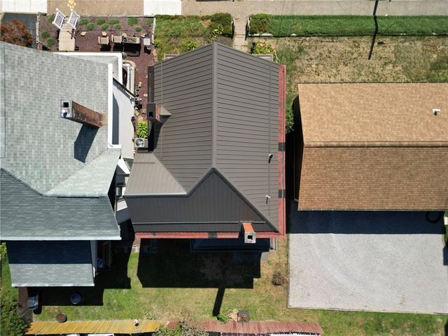 1011 5th St, Beaver, PA 15066