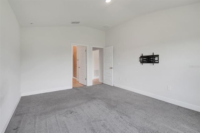 140 KRENSON BAY LOOP, Winter Haven, FL 33881
