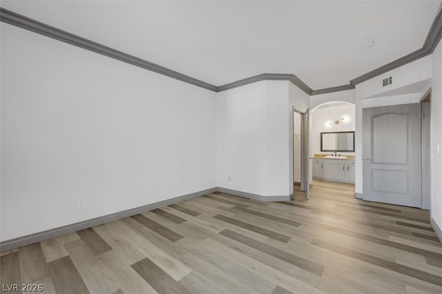 5525 West Flamingo Road 1020, Las Vegas, NV 89103