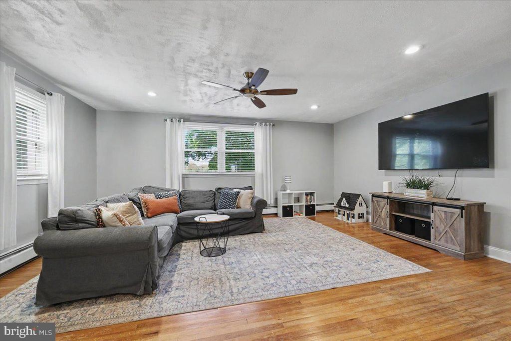 603 LINDA LN, NORRISTOWN, PA 19401 — photo 4