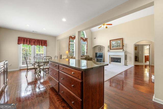 7621 Forest Glen Way, Lithia Springs, GA 30122