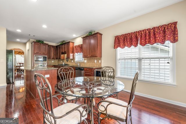 7621 Forest Glen Way, Lithia Springs, GA 30122