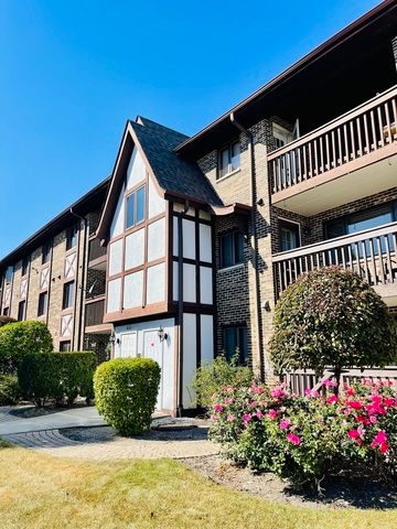 5630 W 103rd Street 308, Oak Lawn, IL 60453