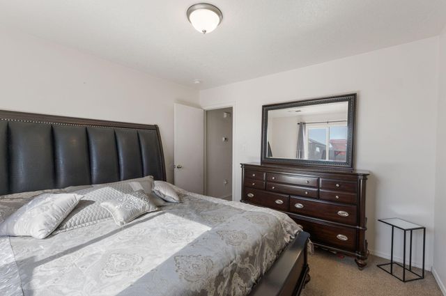 9404 Hondo Valley Place SW, Albuquerque, NM 87121