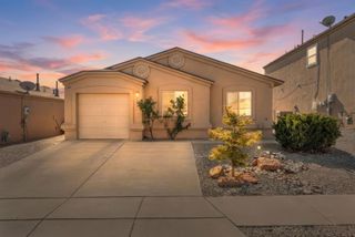 9404 Hondo Valley Place SW, Albuquerque, NM 87121