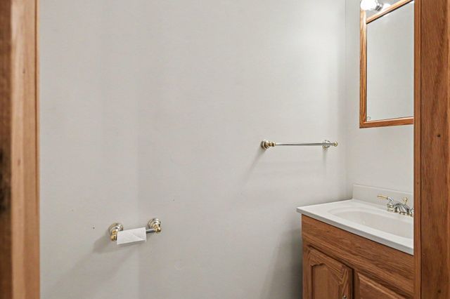 1449 Lathrup Avenue, Saginaw, MI 48638
