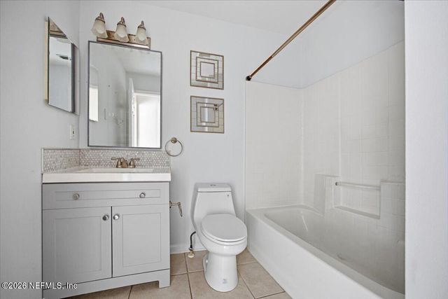10642 ROUNDWOOD GLEN Court, Jacksonville, FL 32256