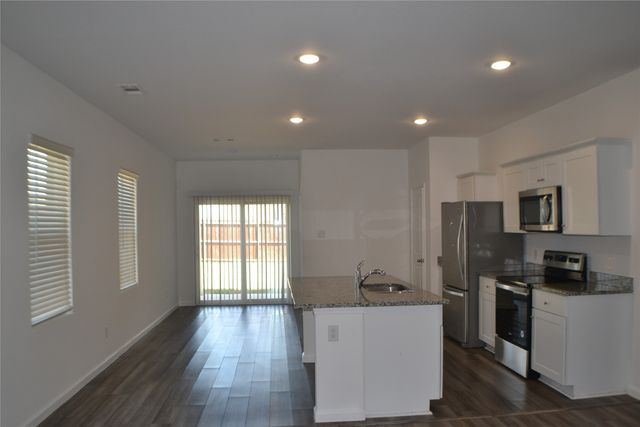 6417 Bishop, Forney, TX 75126