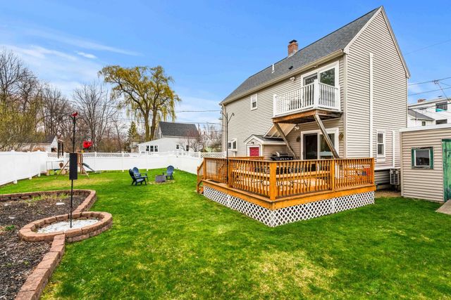 23 Second Street, Somersworth, NH 03878