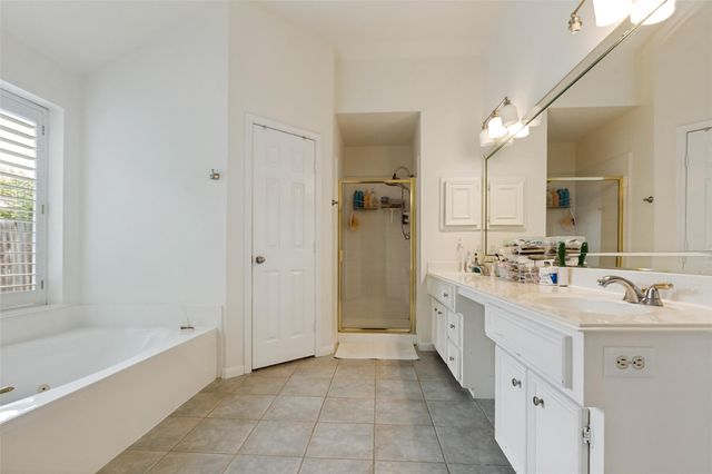1734 Heddon Falls Drive, Sugar Land, TX 77479