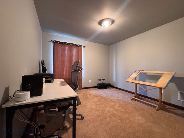 96 Thatch Wood, Bozeman, MT 59718