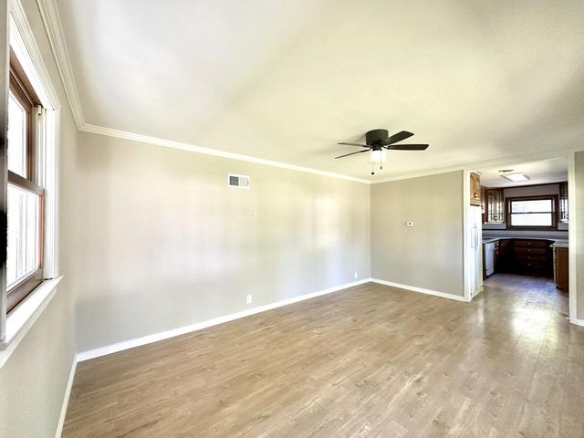 417 Atkinson STREET, Mukwonago, WI 53149