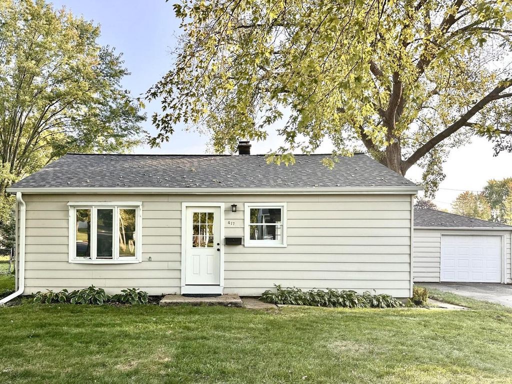 417 Atkinson STREET, Mukwonago, WI 53149