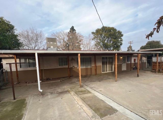 3109 Mount Vernon Avenue, Bakersfield, CA 93306