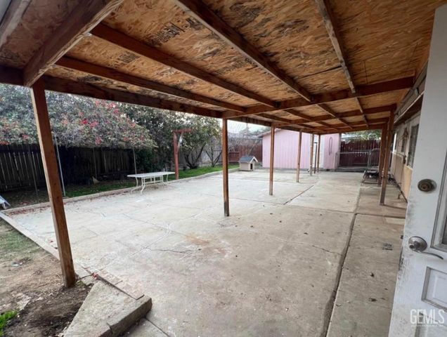 3109 Mount Vernon Avenue, Bakersfield, CA 93306