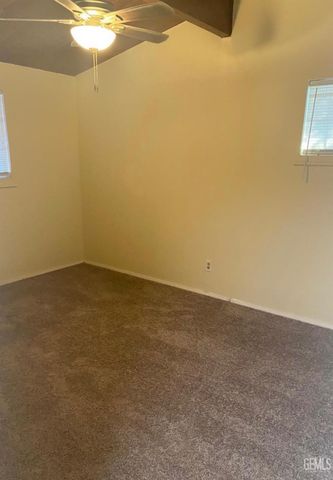 3109 Mount Vernon Avenue, Bakersfield, CA 93306
