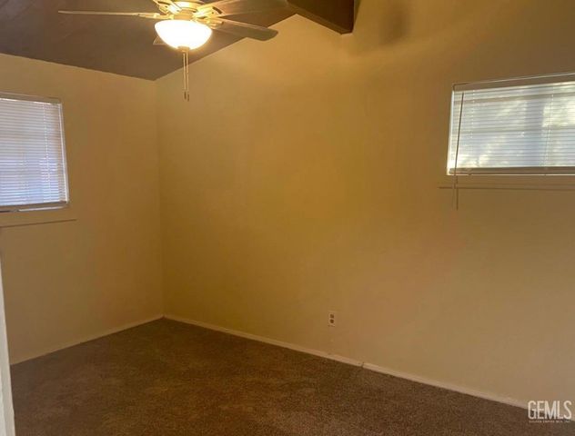 3109 Mount Vernon Avenue, Bakersfield, CA 93306