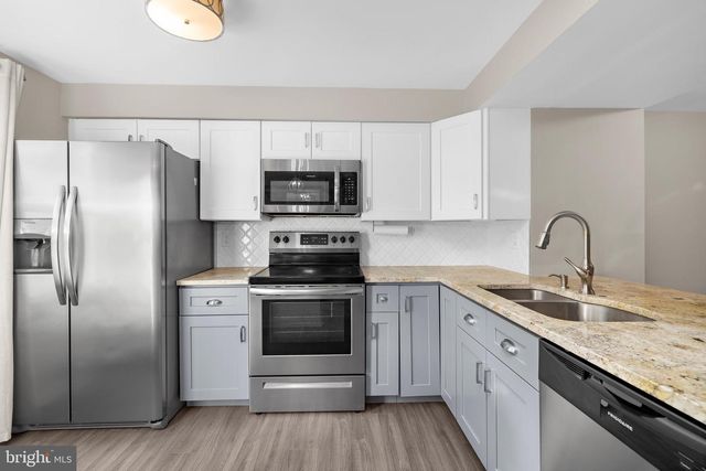 7930 SUTHERLAND CT, Pasadena, MD 21122