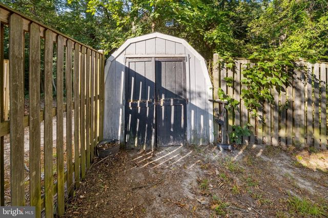 7930 SUTHERLAND CT, Pasadena, MD 21122