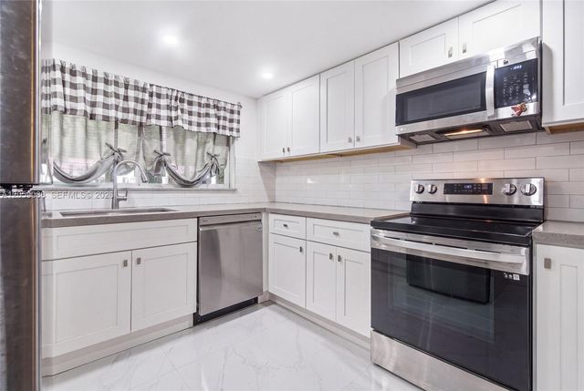 500 NE 95th St, Miami Shores, FL 33138