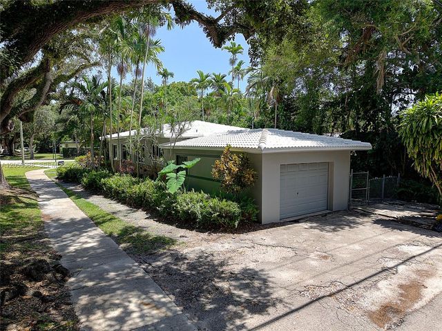 500 NE 95th St, Miami Shores, FL 33138