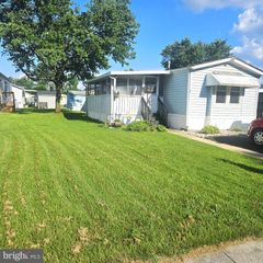 56 FARVEL RD, Wilmington, DE 19810