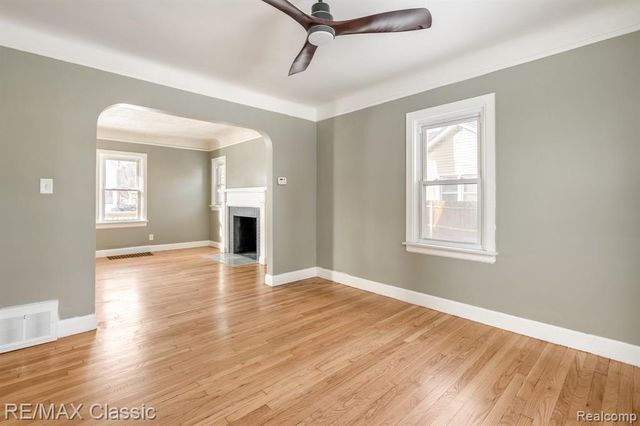 4433 Elizabeth Street, Wayne, MI 48184