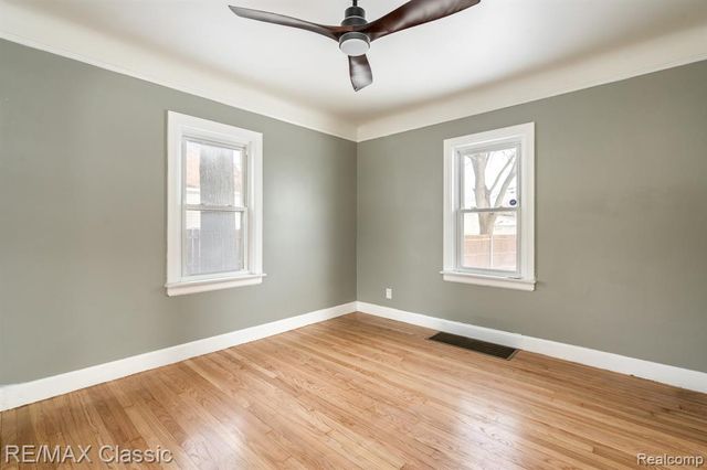 4433 Elizabeth Street, Wayne, MI 48184