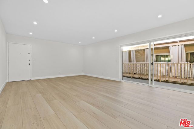 330 E Dryden Street 18, Glendale, CA 91207