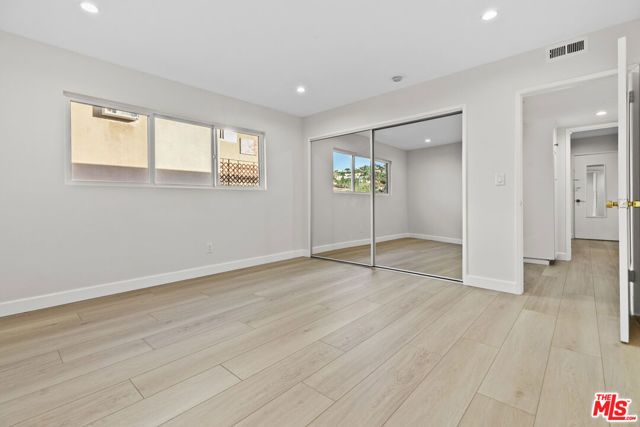 330 E Dryden Street 18, Glendale, CA 91207