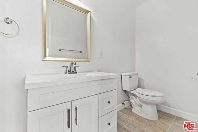 330 E Dryden Street 18, Glendale, CA 91207