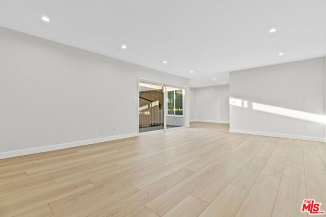 330 E Dryden Street 18, Glendale, CA 91207