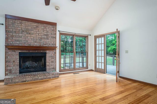 3521 Harvest Moon Trace, Lilburn, GA 30047