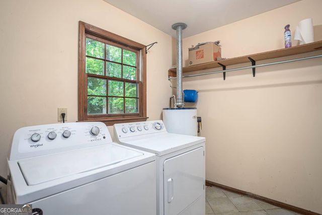 3521 Harvest Moon Trace, Lilburn, GA 30047