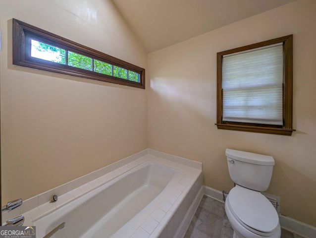 3521 Harvest Moon Trace, Lilburn, GA 30047