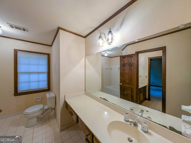 3521 Harvest Moon Trace, Lilburn, GA 30047