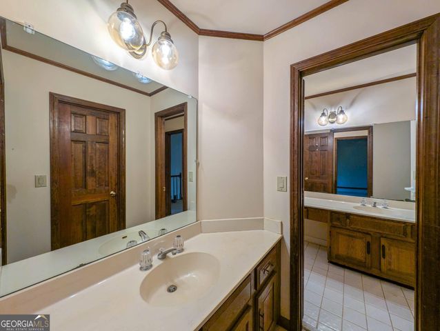 3521 Harvest Moon Trace, Lilburn, GA 30047