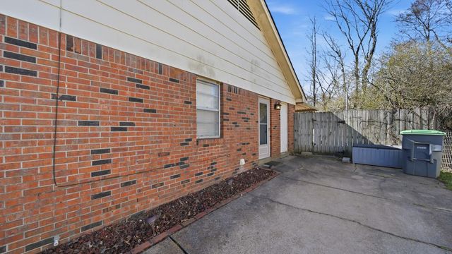 2185 OLDFIELD DR, Memphis, TN 38134