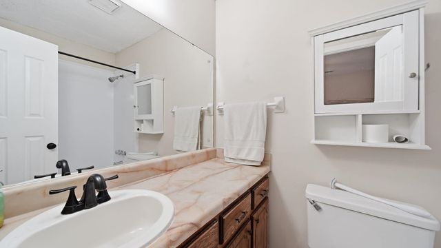 2185 OLDFIELD DR, Memphis, TN 38134