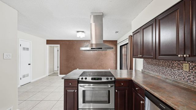 2185 OLDFIELD DR, Memphis, TN 38134