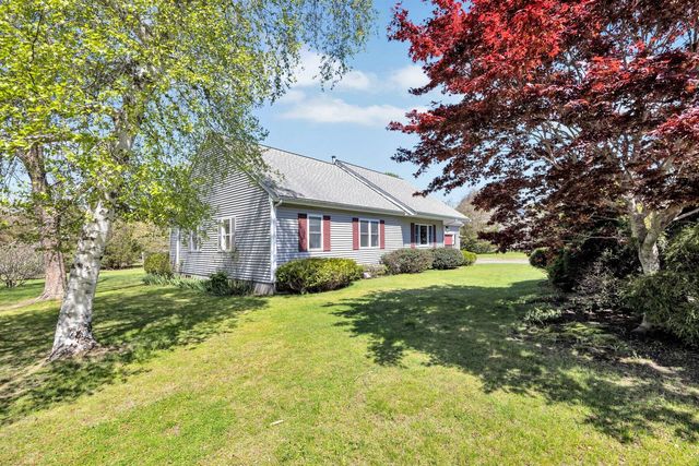 33 Thatchers Lane, Teaticket, MA 02536