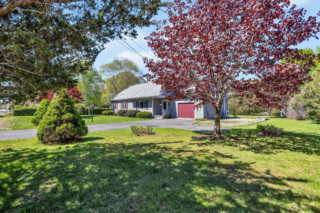 33 Thatchers Lane, Teaticket, MA 02536