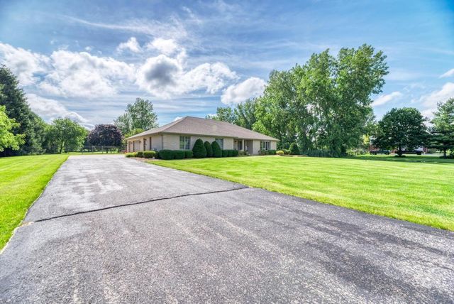 24031 S SCHOOLHOUSE Road, Manhattan, IL 60442
